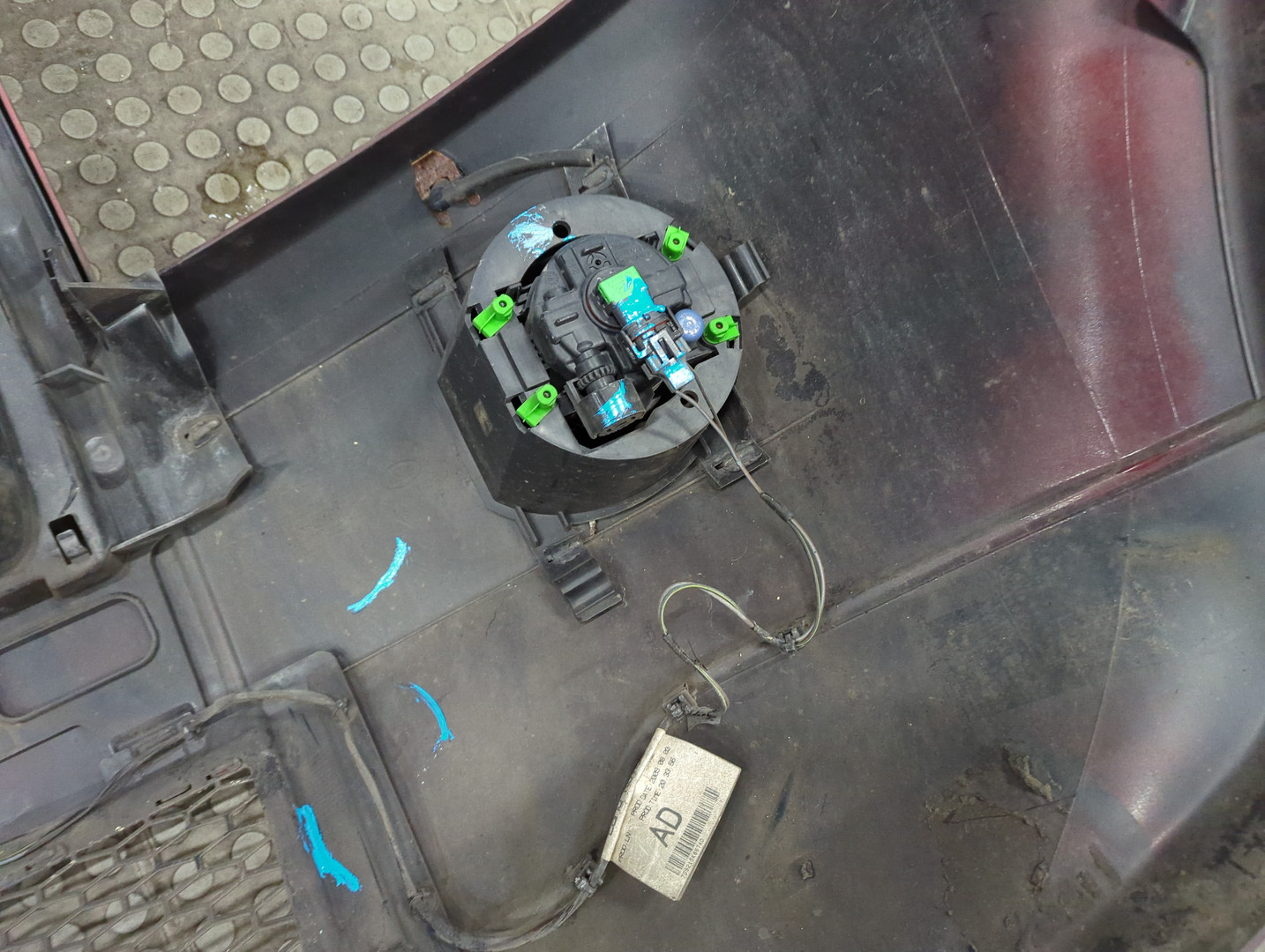 Бампер передний