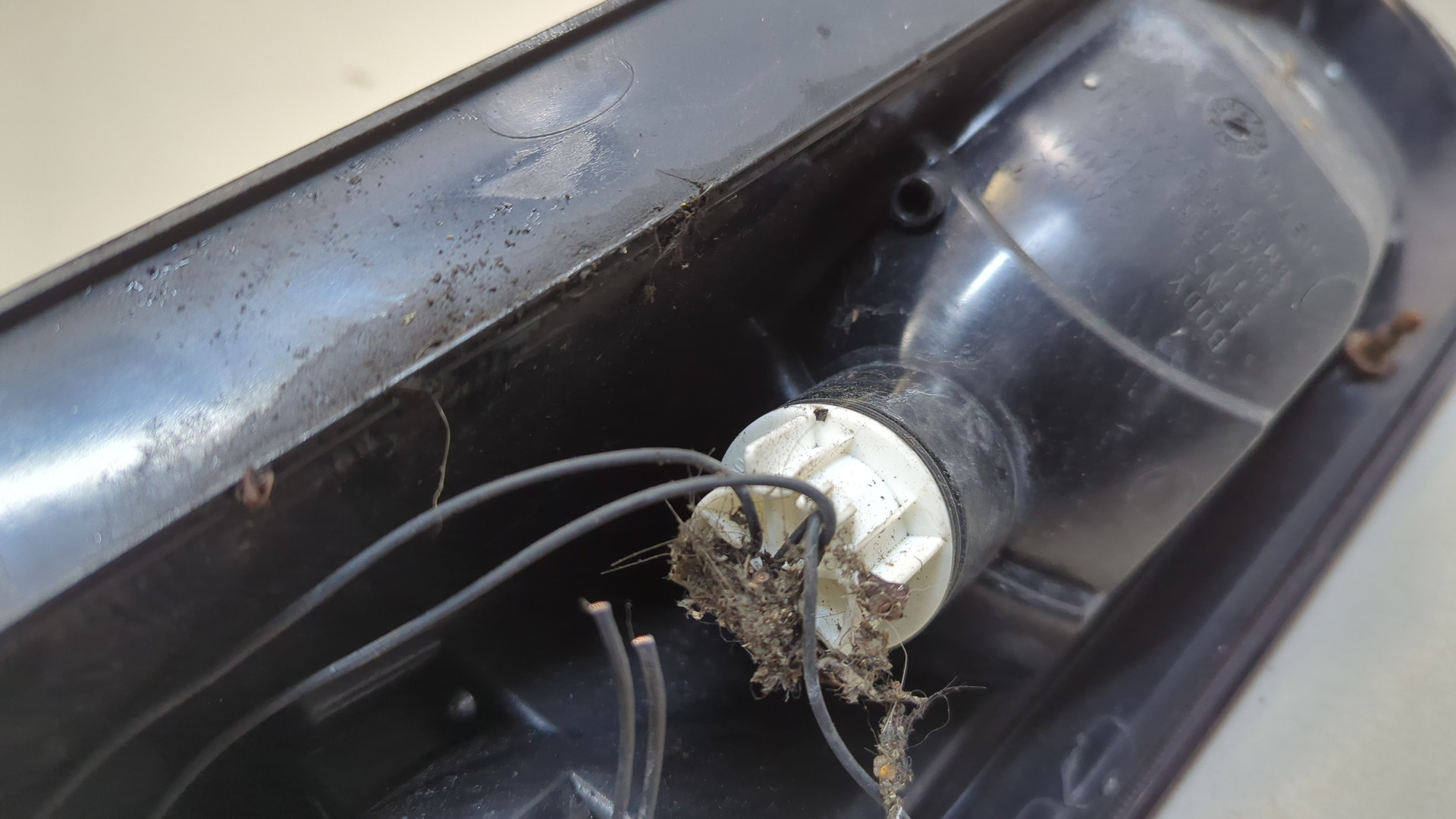 Фонарь задний правый