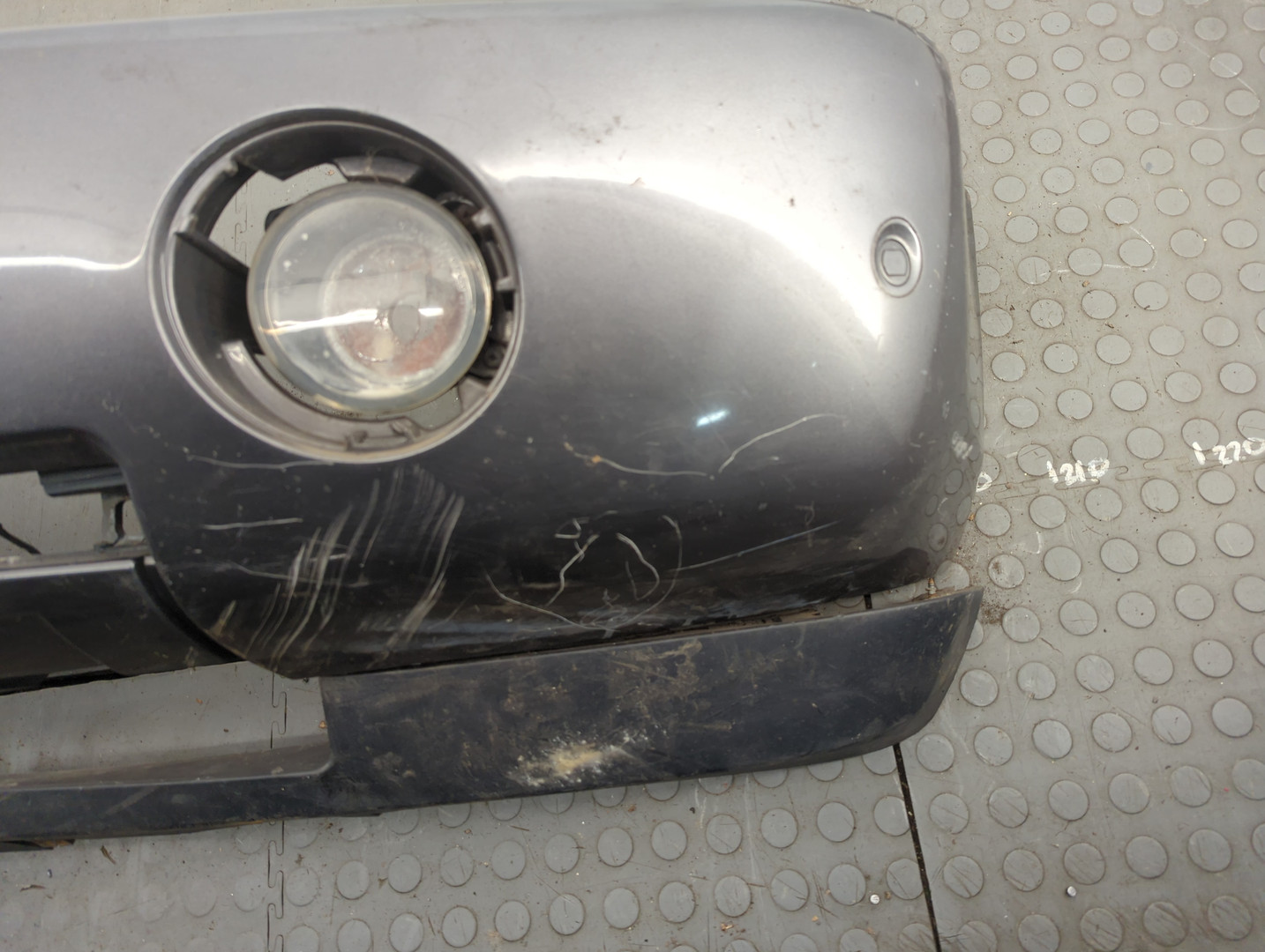 Бампер передний