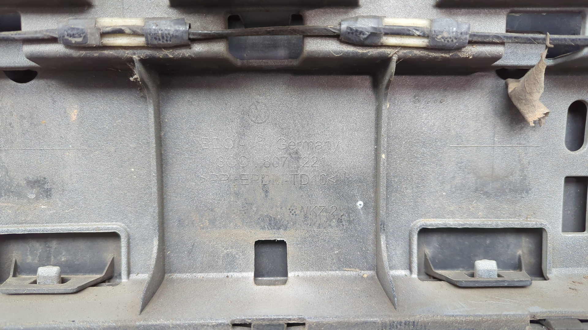 Бампер передний