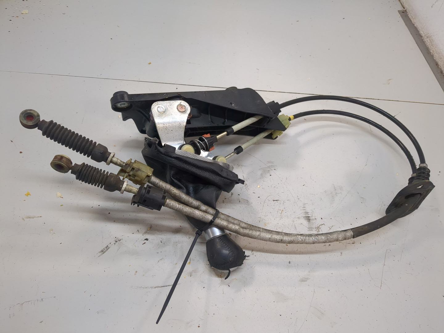 Кулиса МКПП / АКПП