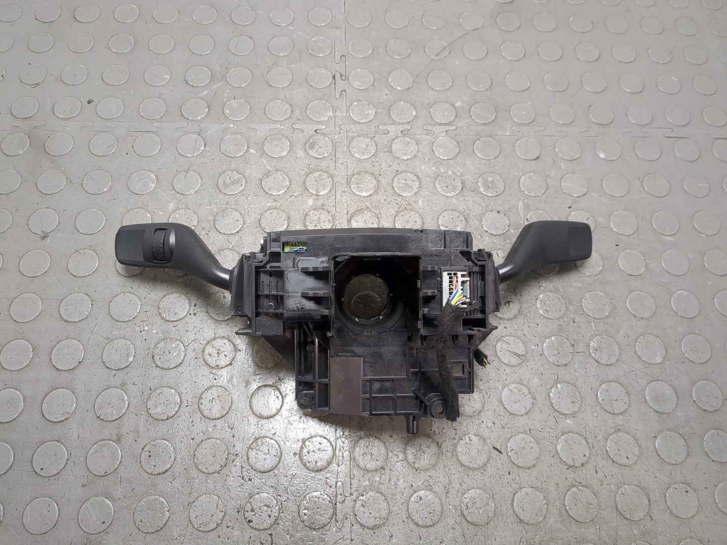 Переключатель подрулевой