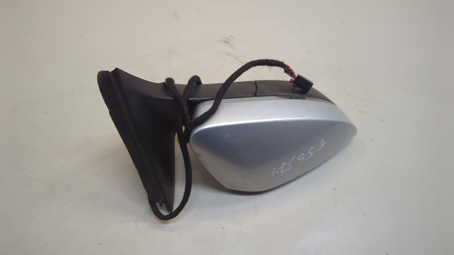 Зеркало правое электрическое