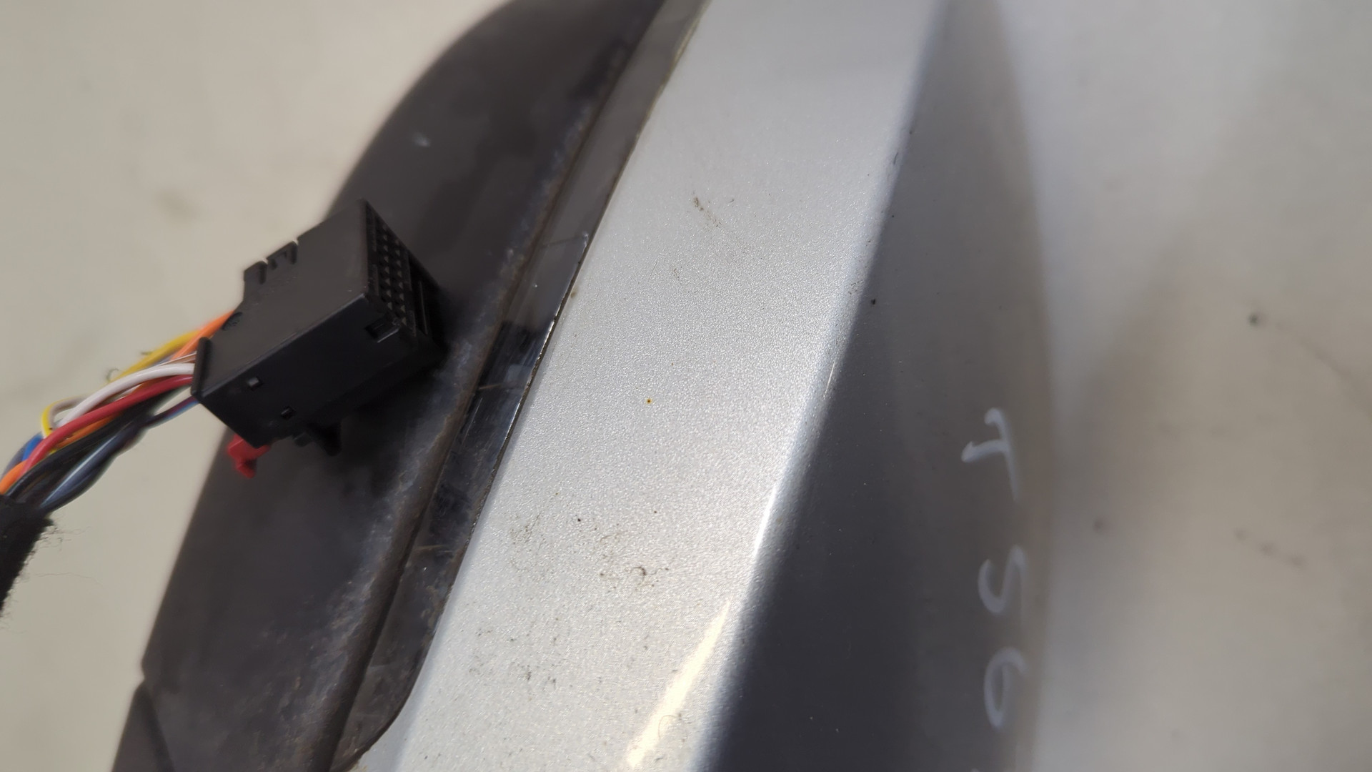 Зеркало правое электрическое