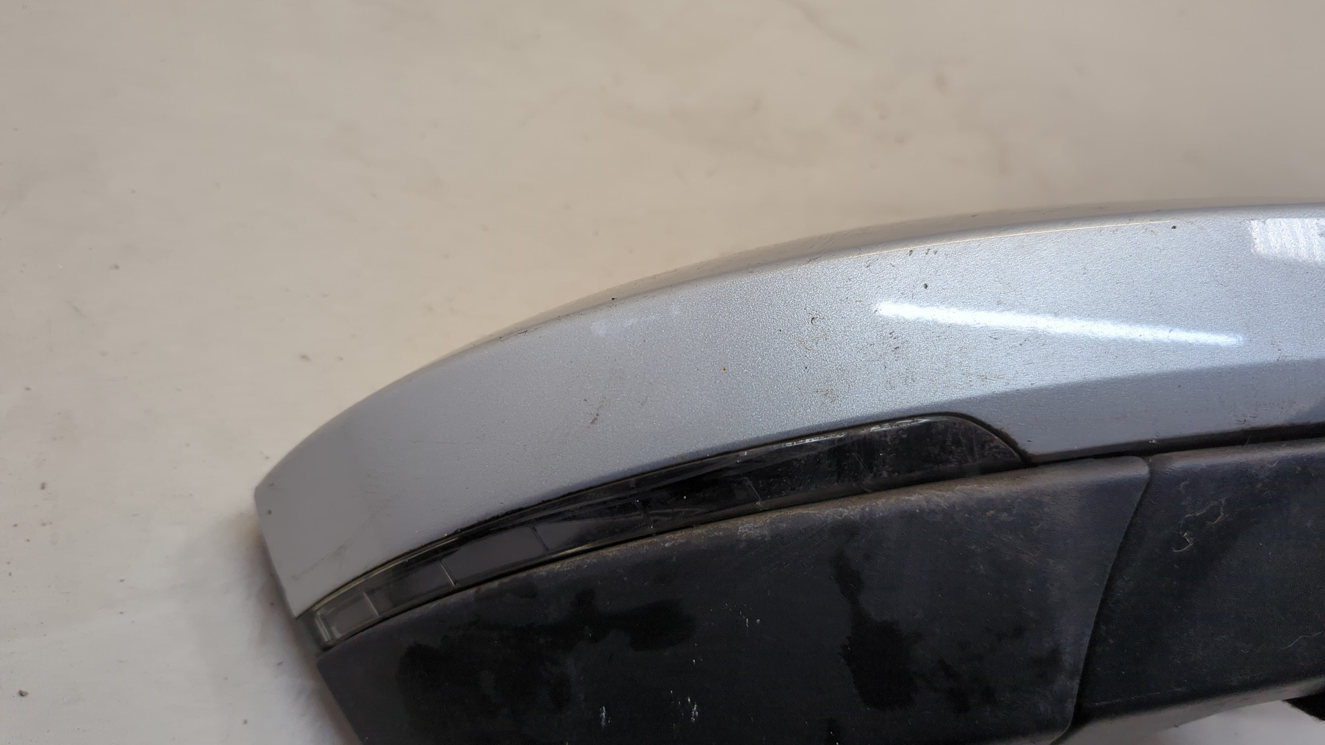 Зеркало правое электрическое