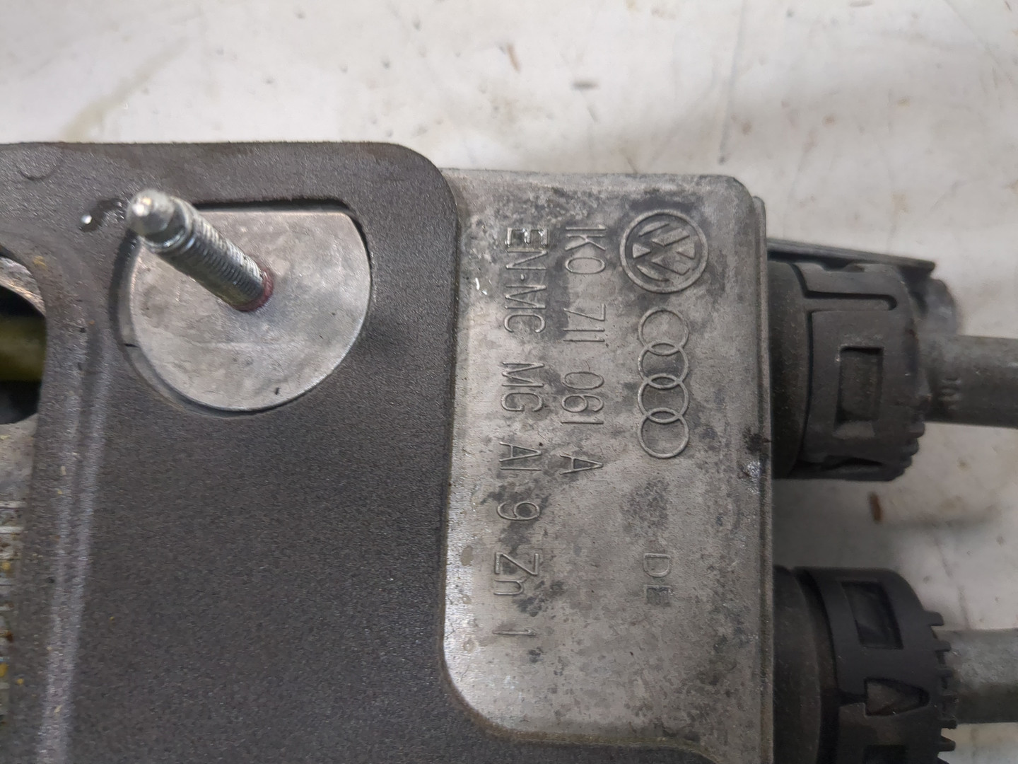 Кулиса МКПП / АКПП