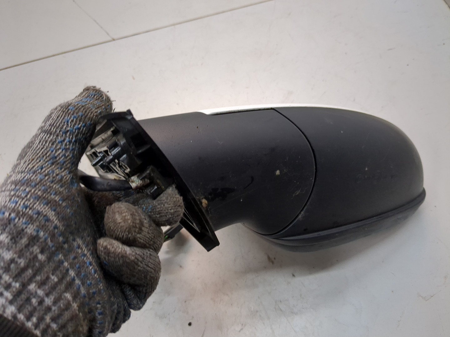 Зеркало левое электрическое