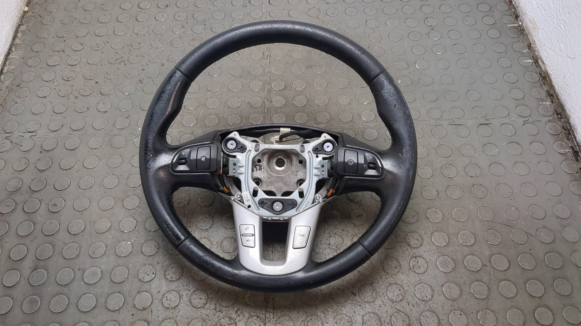 Рулевое колесо (руль)