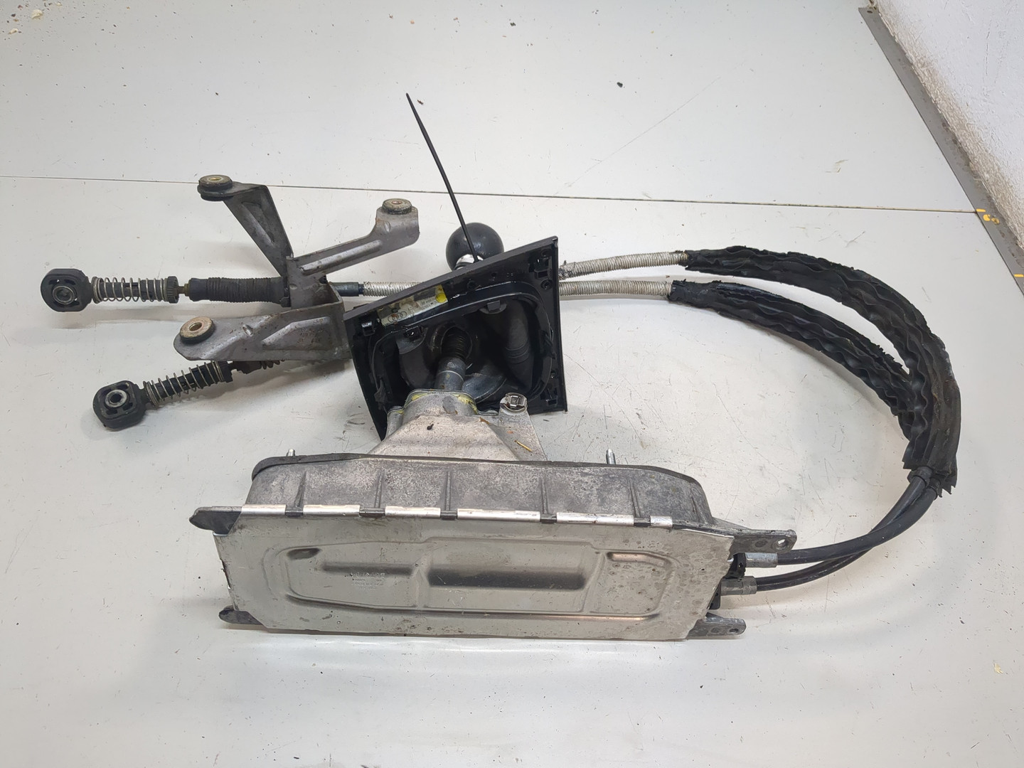 Кулиса МКПП / АКПП