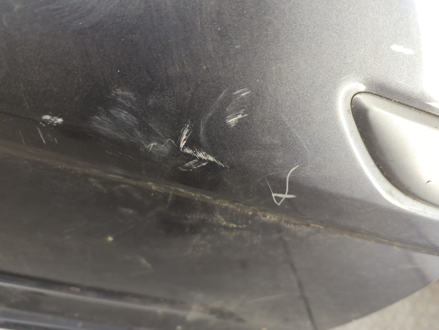 Дверь передняя правая