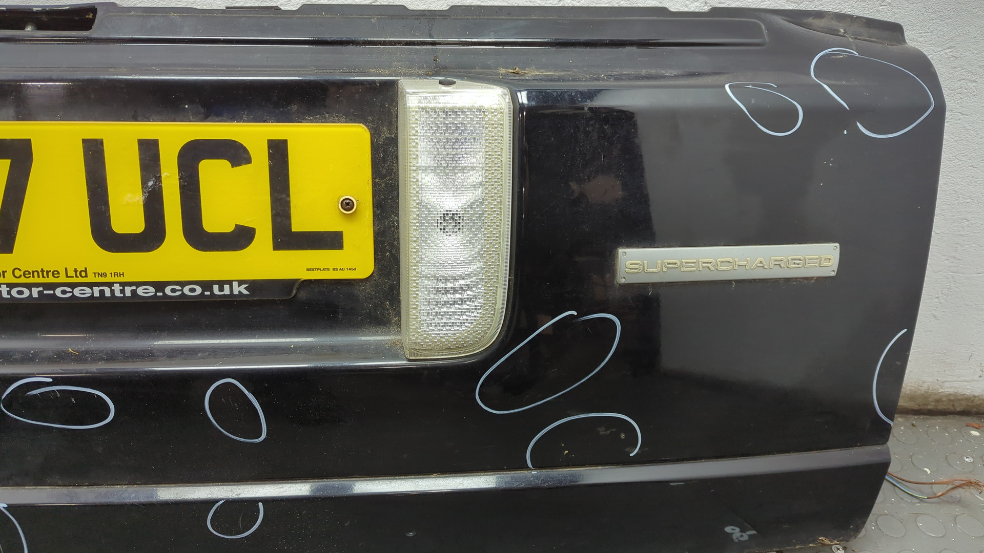 Дверь багажника нижняя (борт)