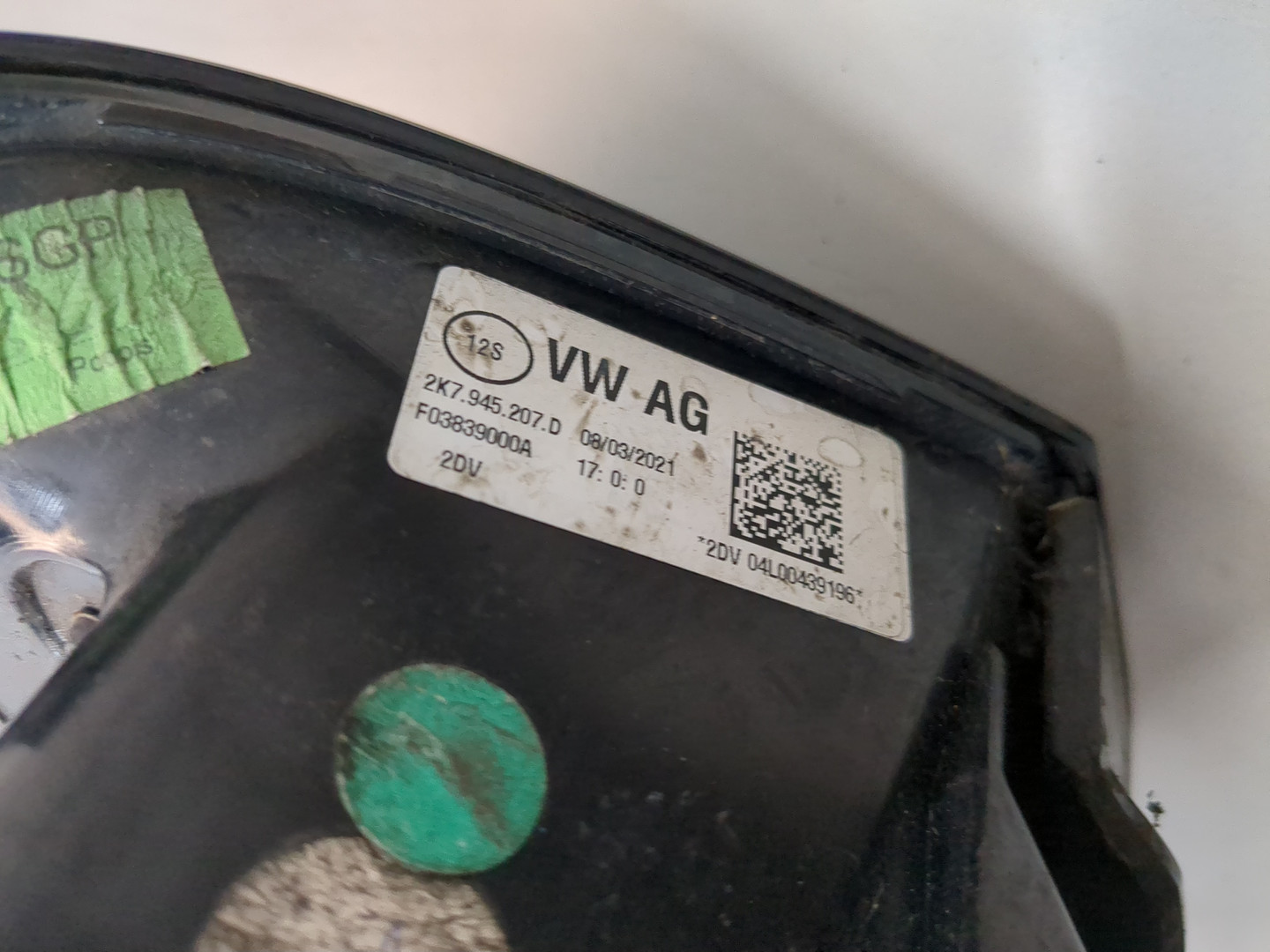 Фонарь задний левый