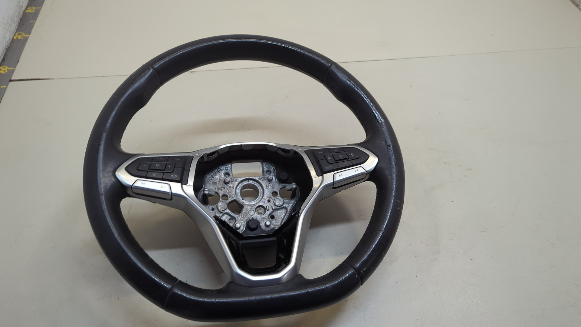 Рулевое колесо (руль)