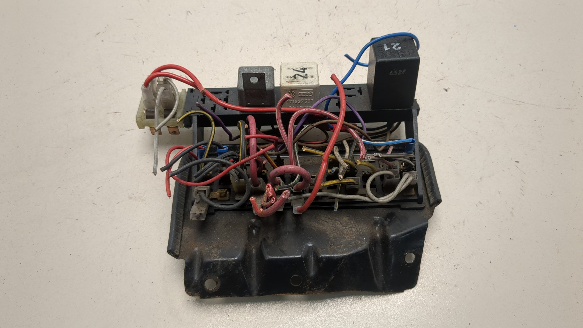 Блок предохранителей