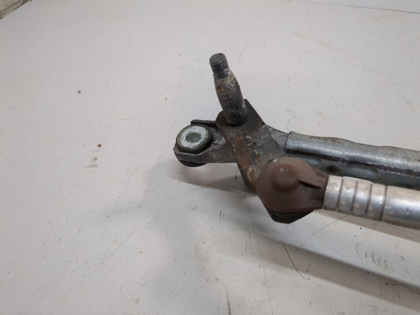 Трапеция стеклоочистителей