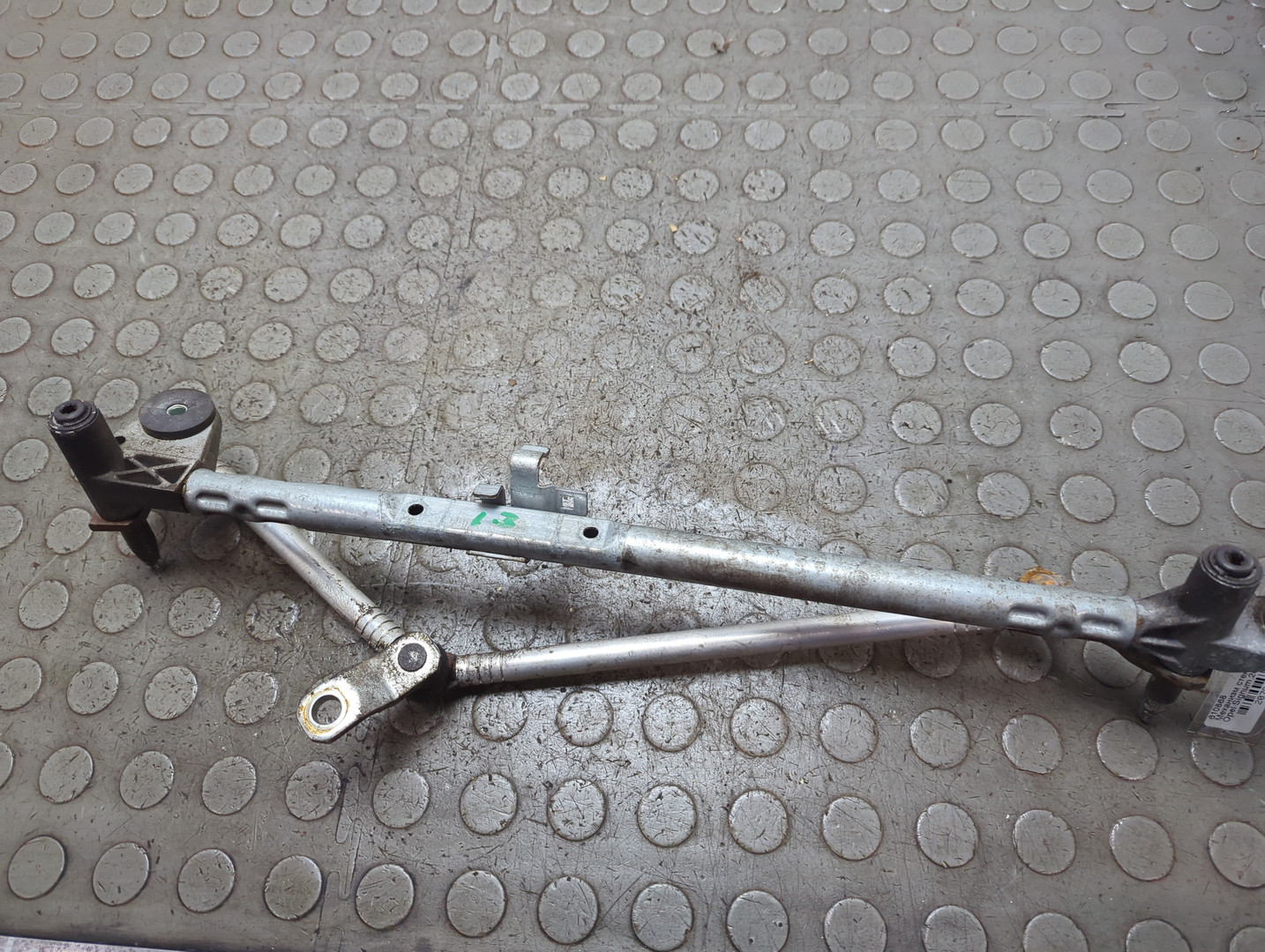 Трапеция стеклоочистителей