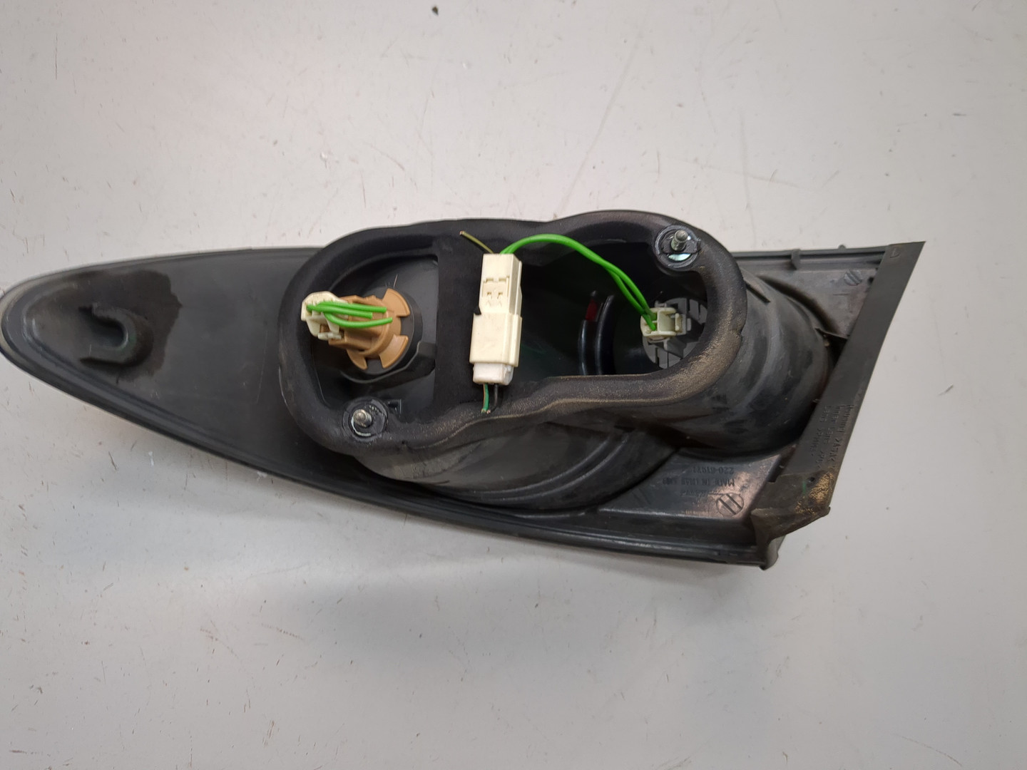 Фонарь задний левый