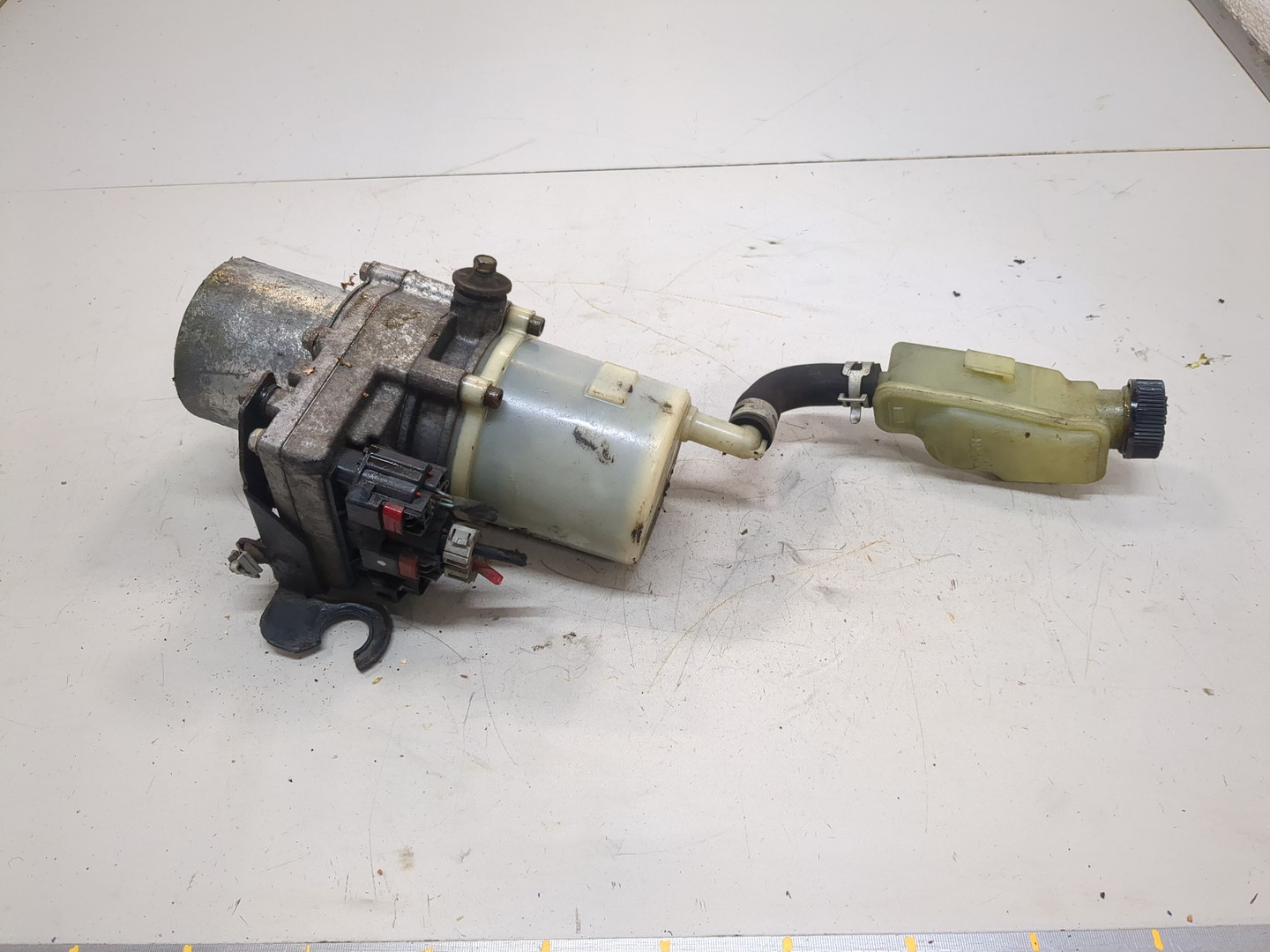 Насос ГУР (гидроусилитель руля)