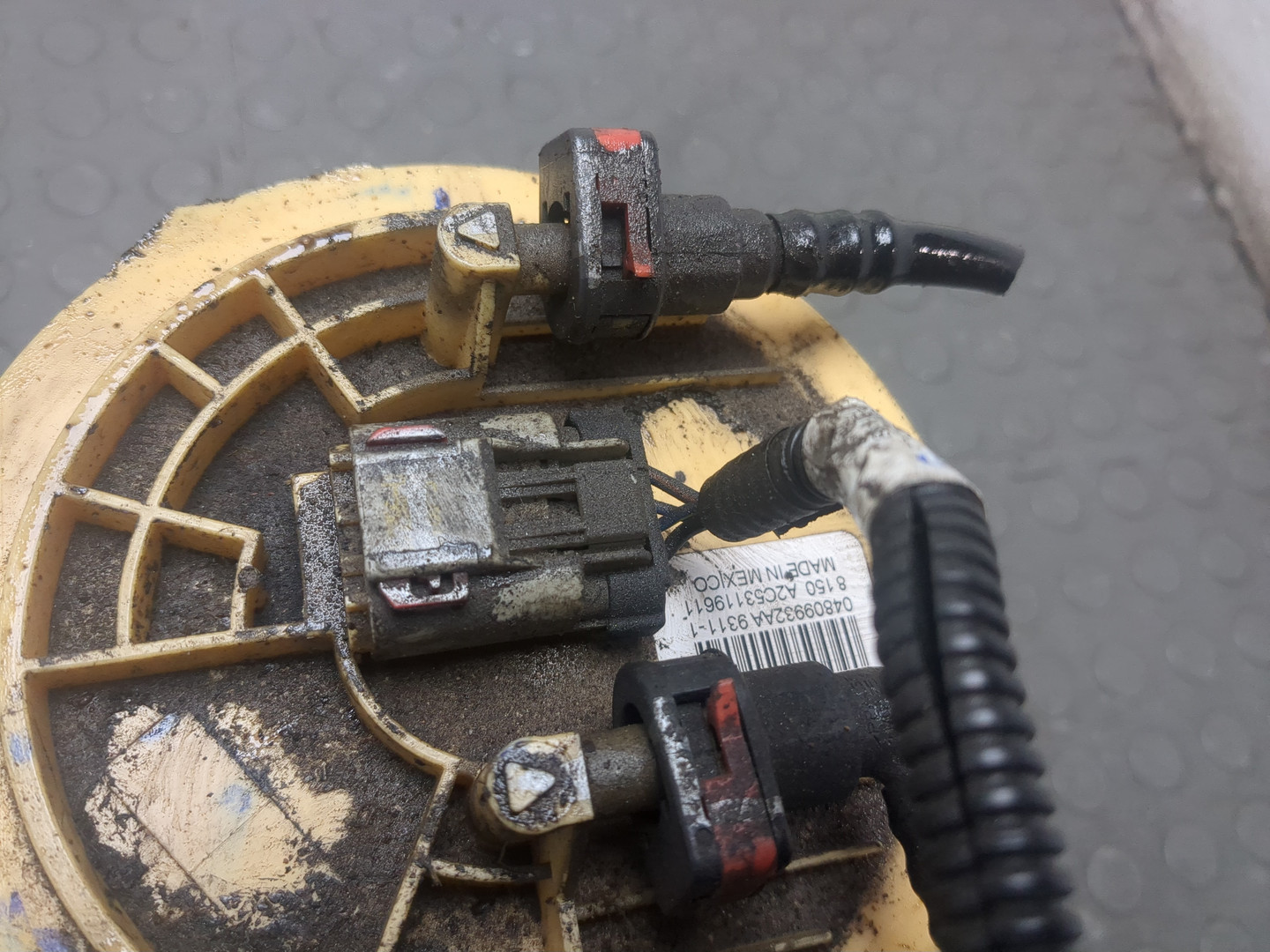 Насос топливный электрический