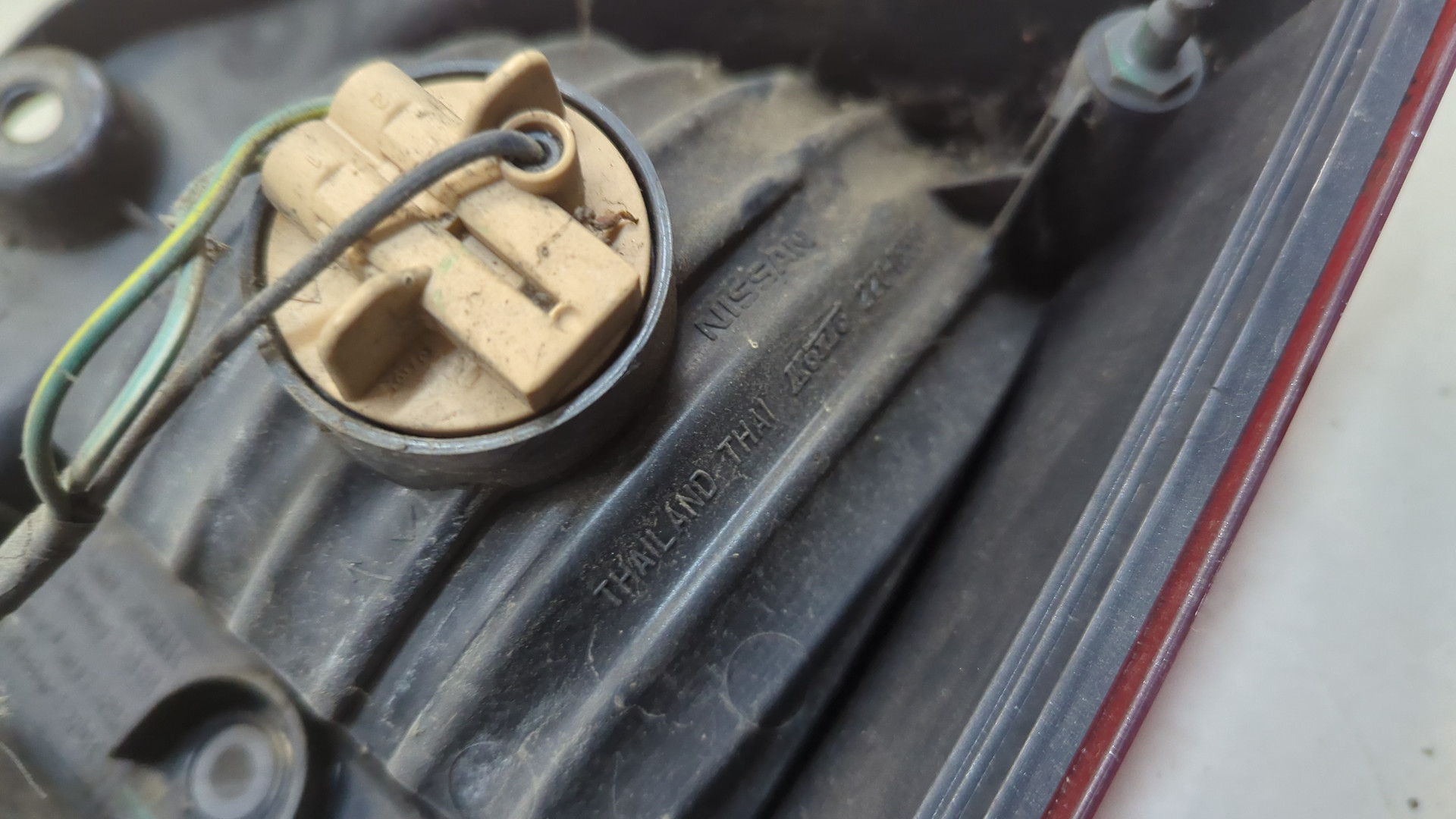 Фонарь задний правый