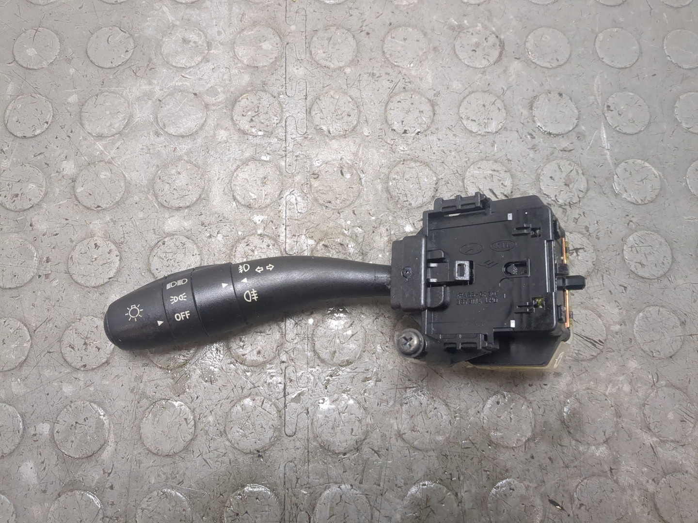 Переключатель поворотов подрулевой