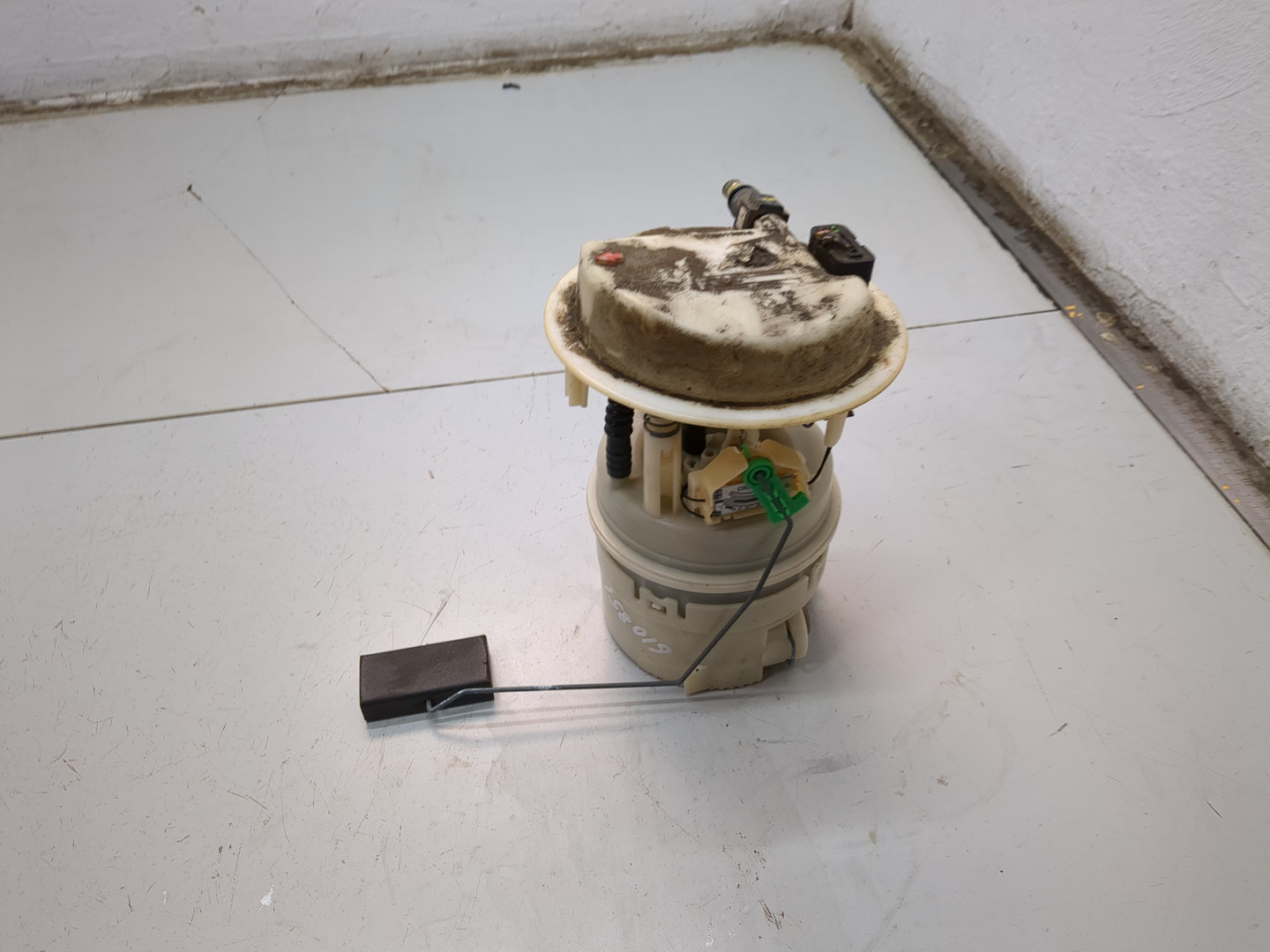 Насос топливный электрический