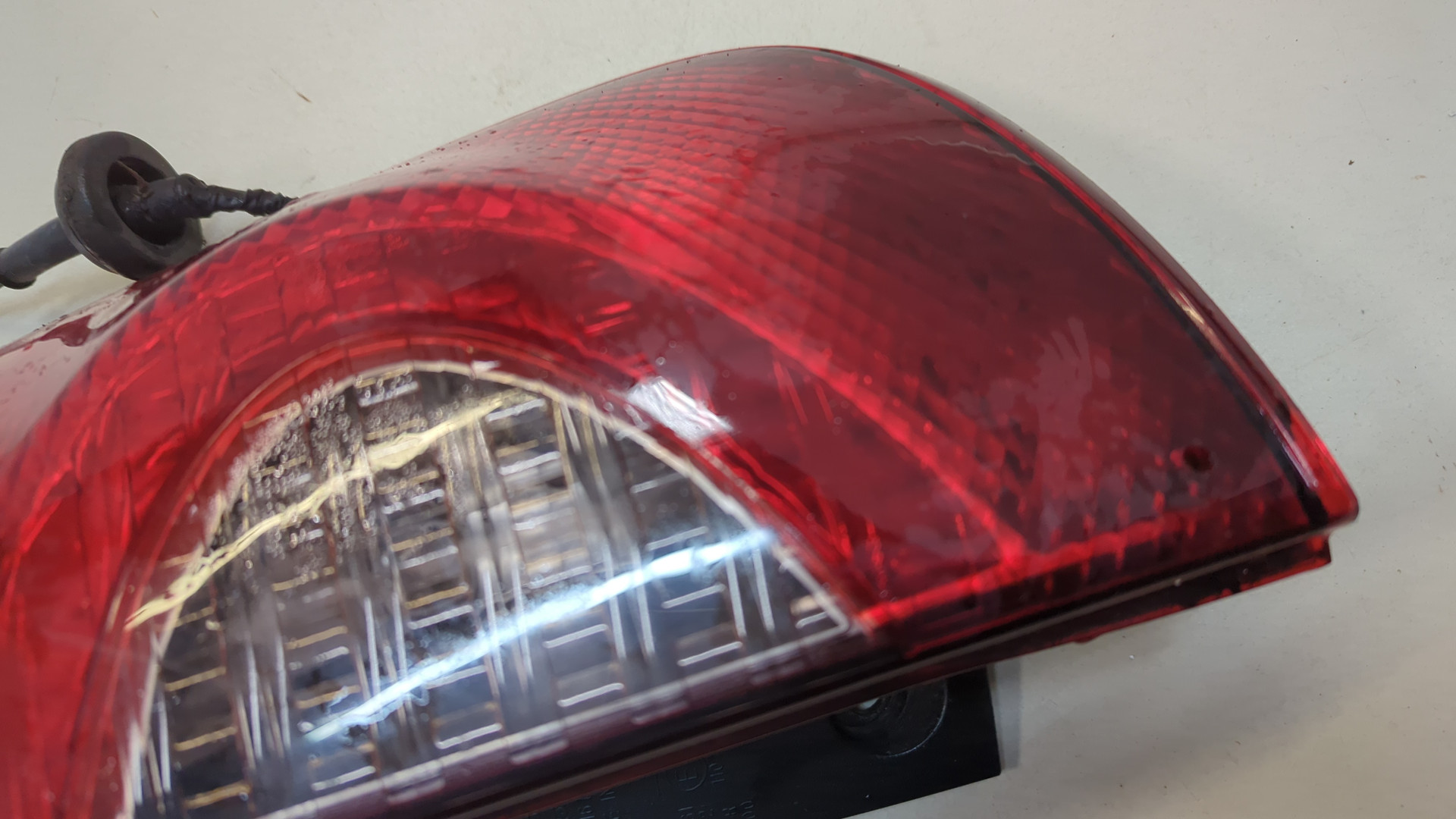 Фонарь задний правый