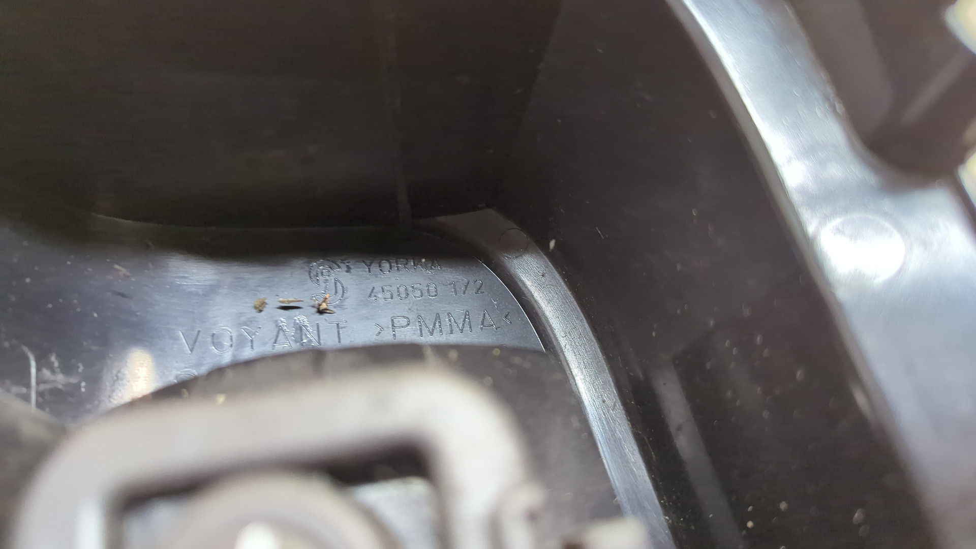 Фонарь задний правый