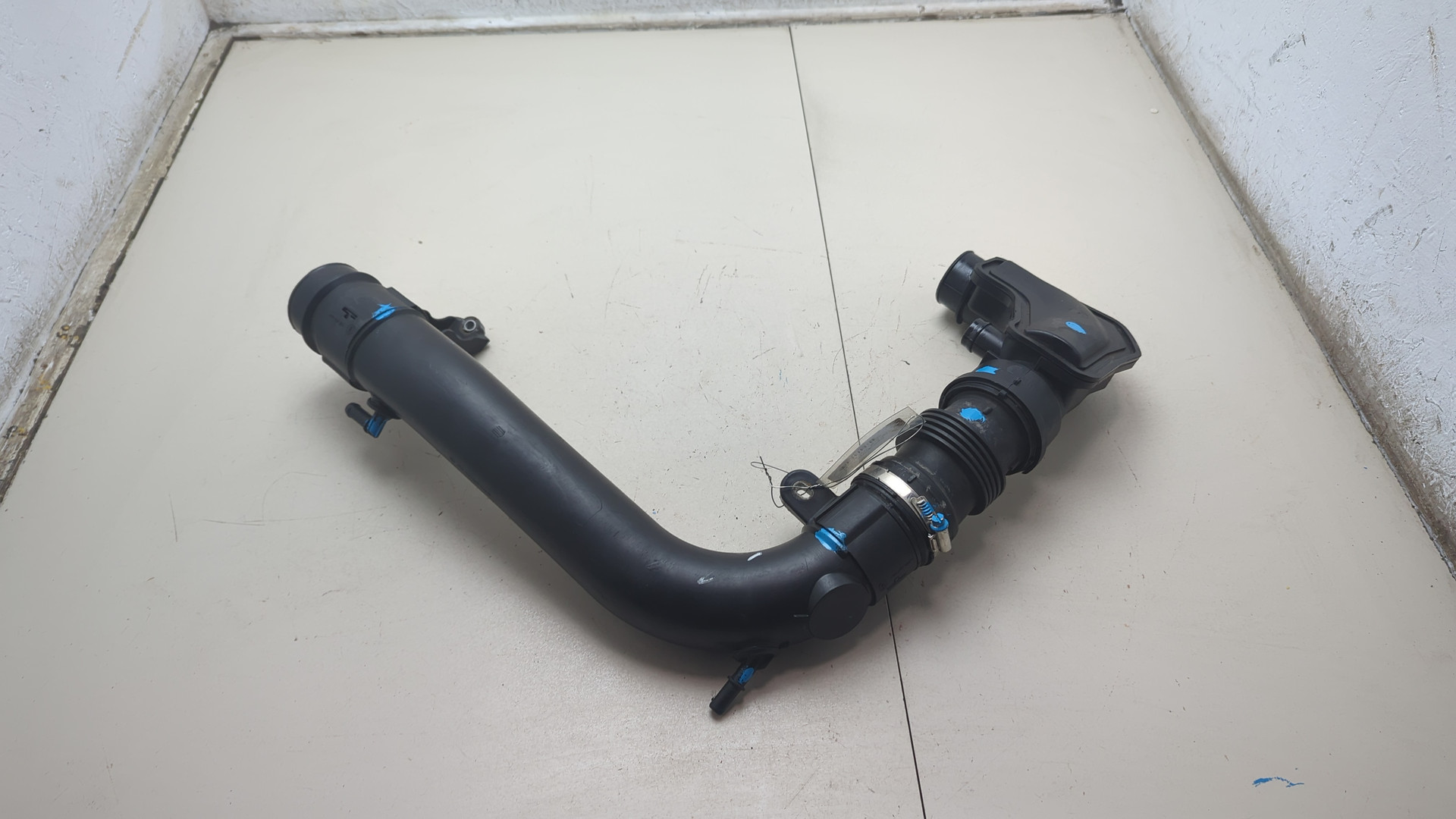 Патрубок интеркулера