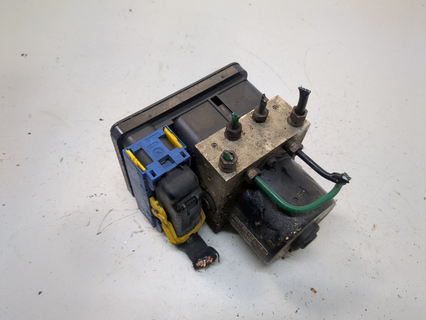 Блок ABS (насос)