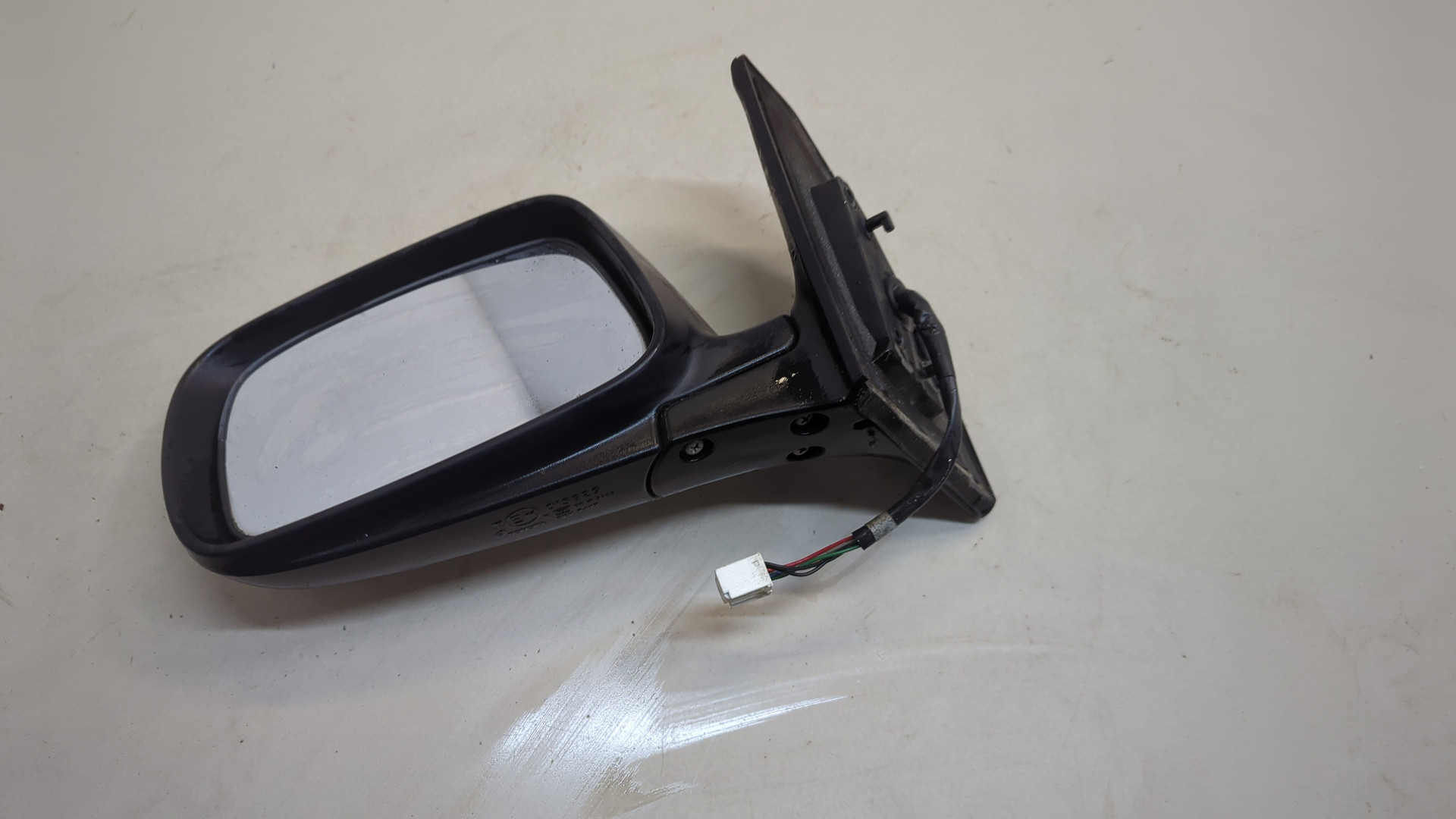 Зеркало левое электрическое