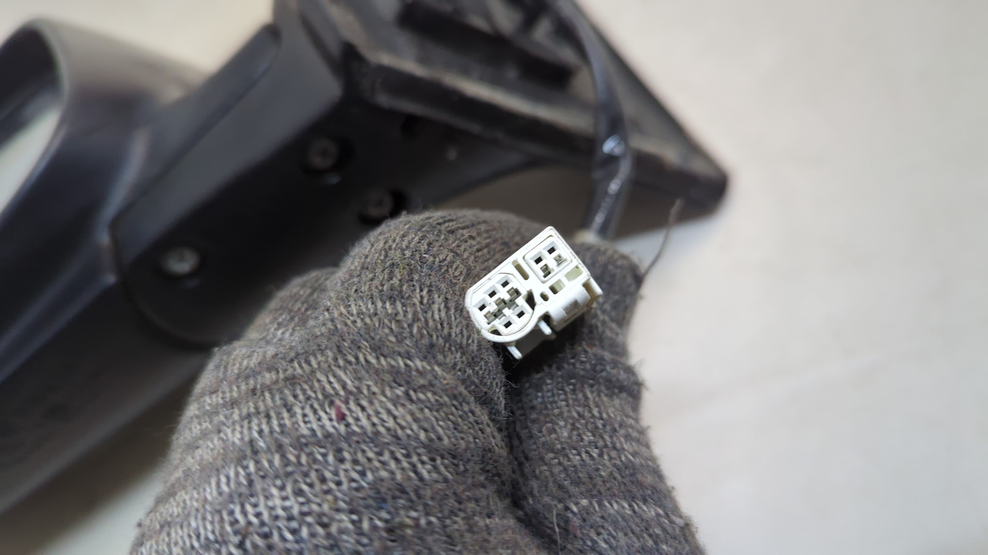 Зеркало левое электрическое