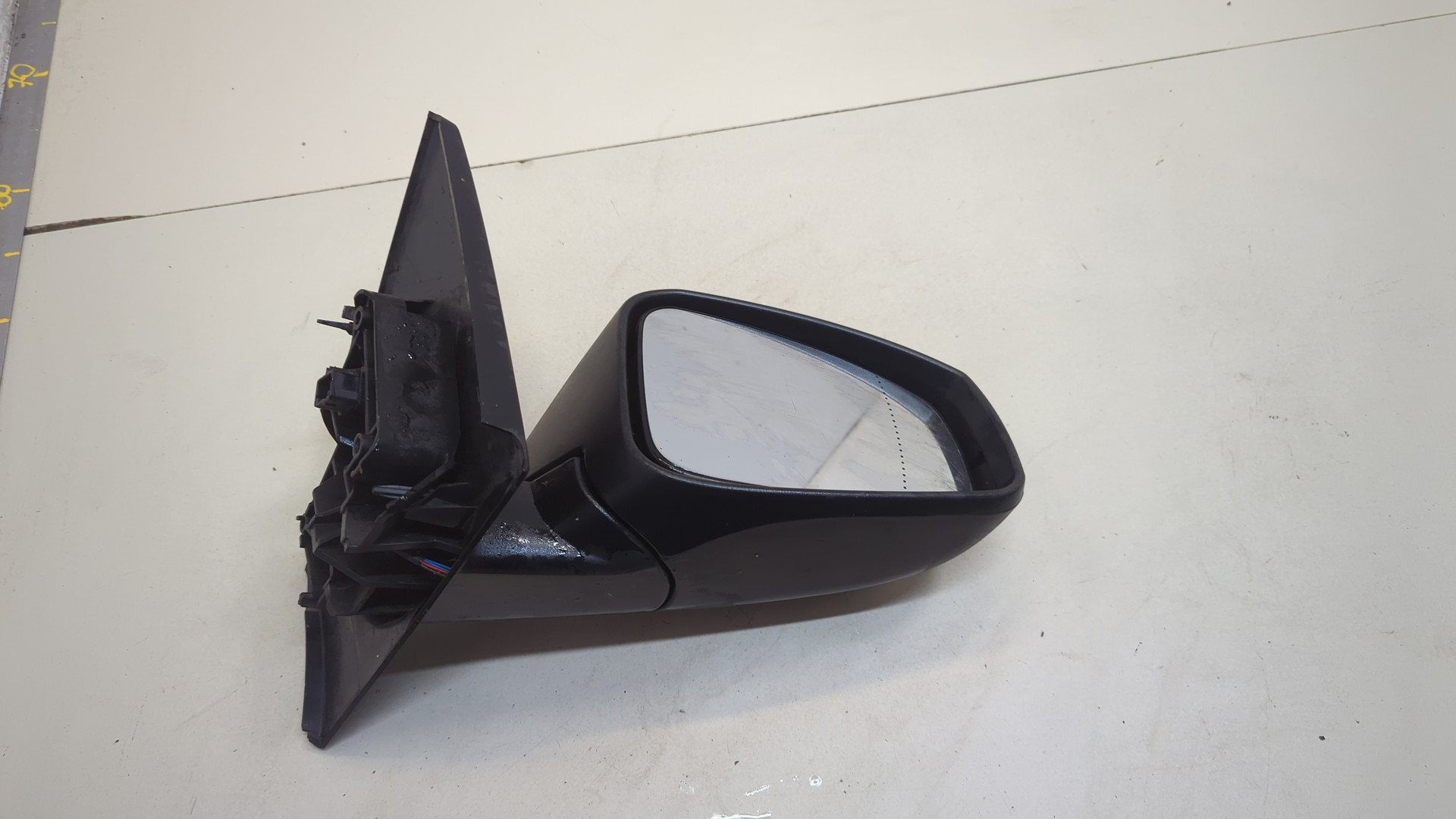 Зеркало правое электрическое