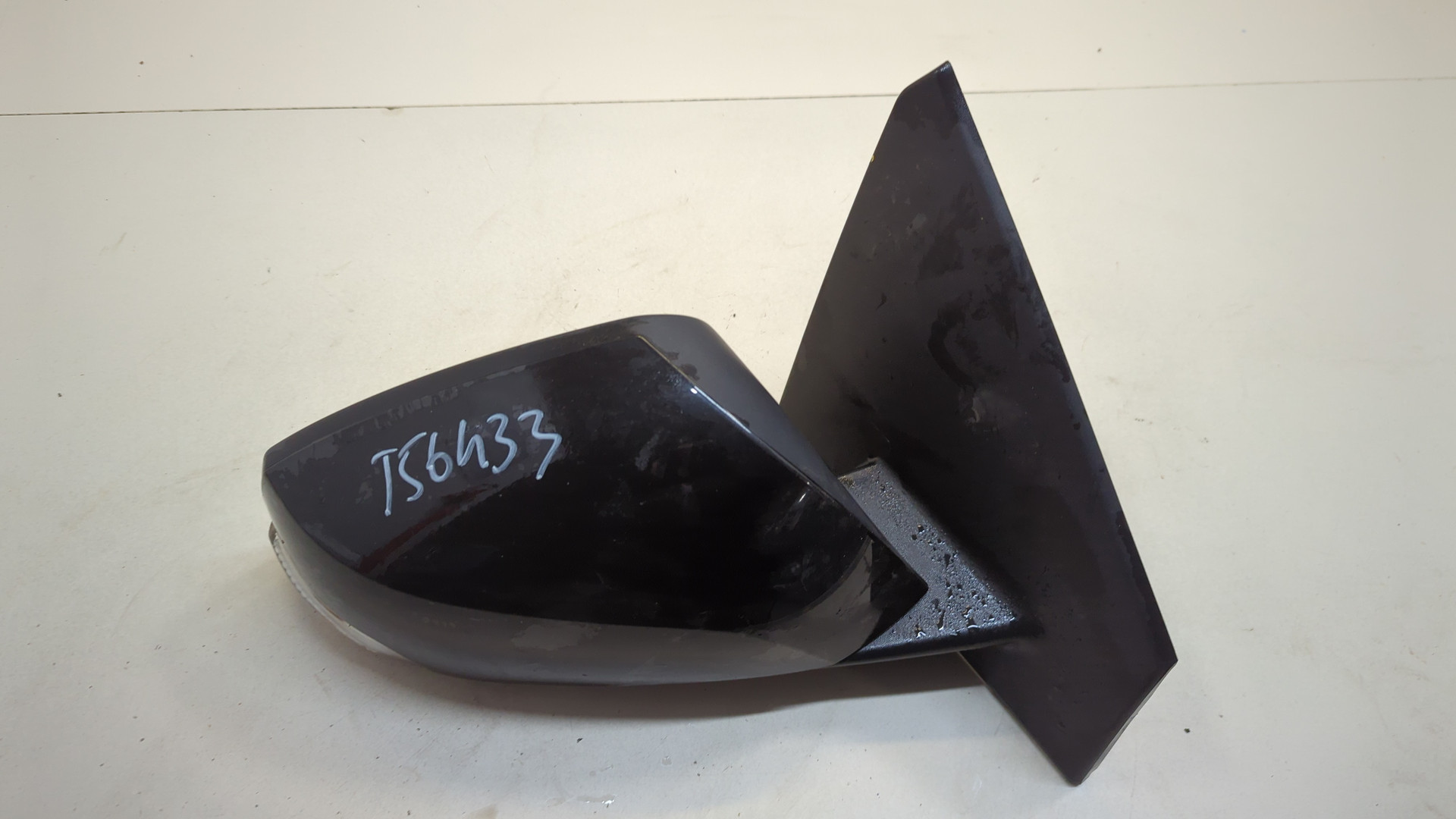 Зеркало правое электрическое