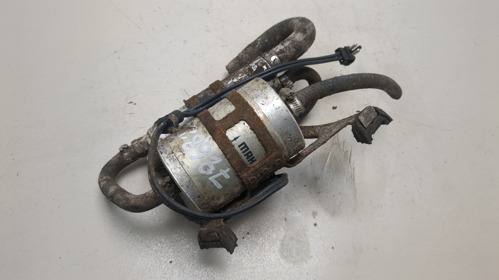 Насос топливный электрический