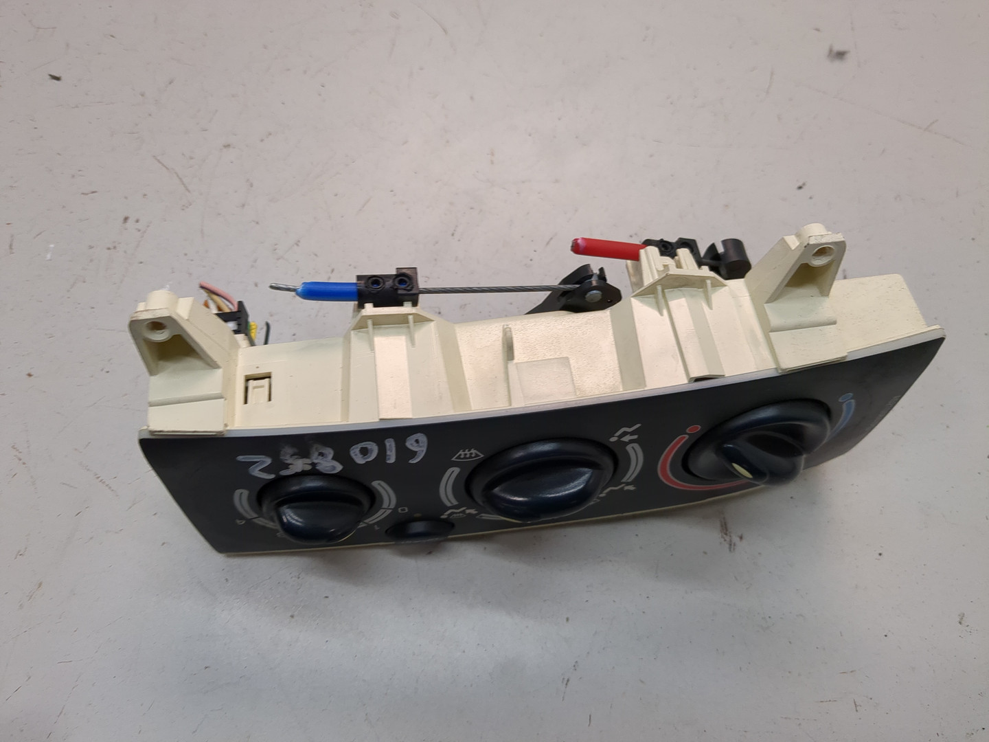 Переключатель отопителя