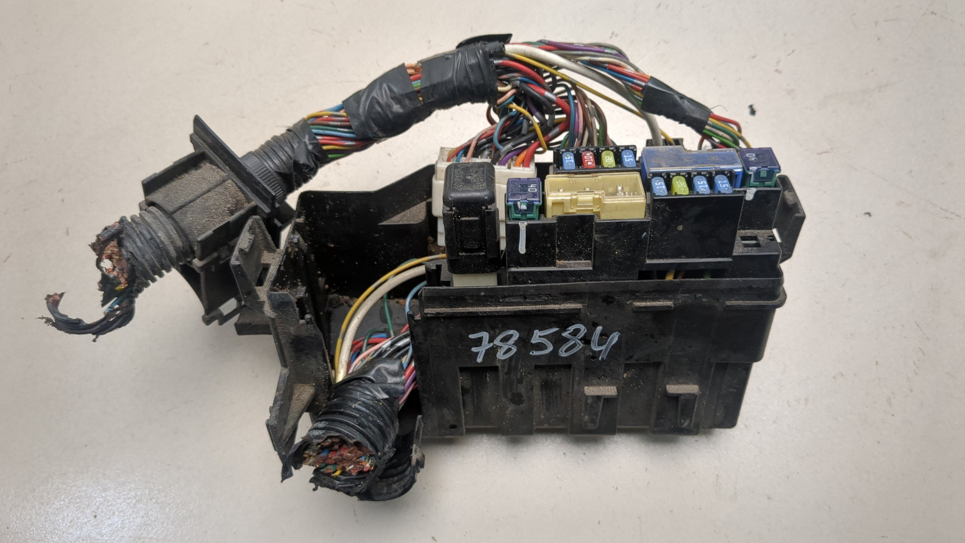 Блок предохранителей