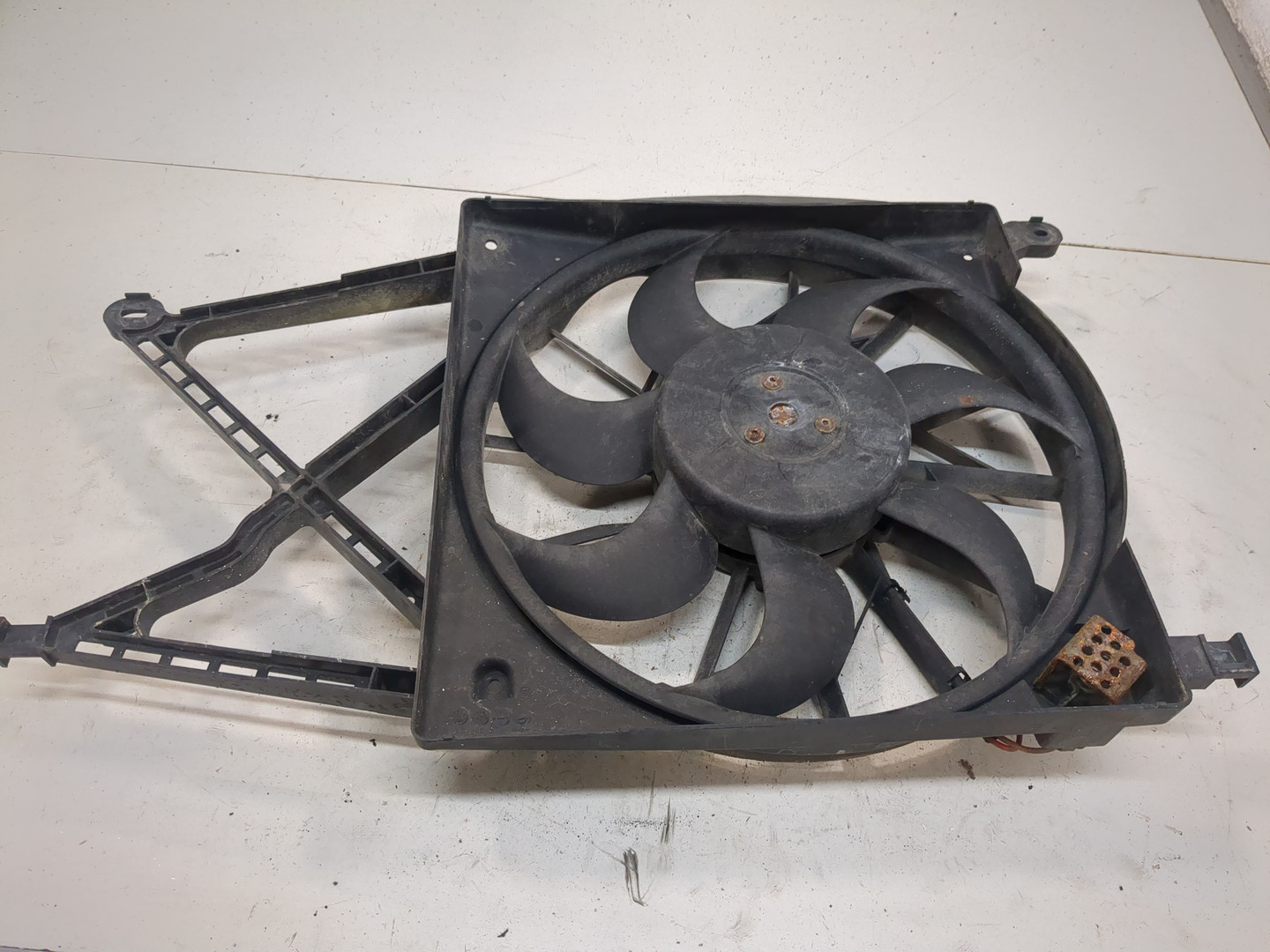 Вентилятор радиатора