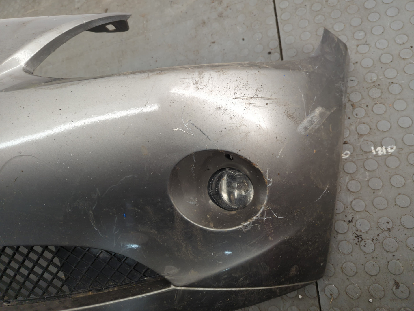 Бампер передний