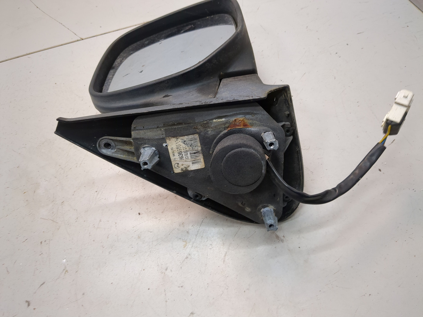 Зеркало правое электрическое