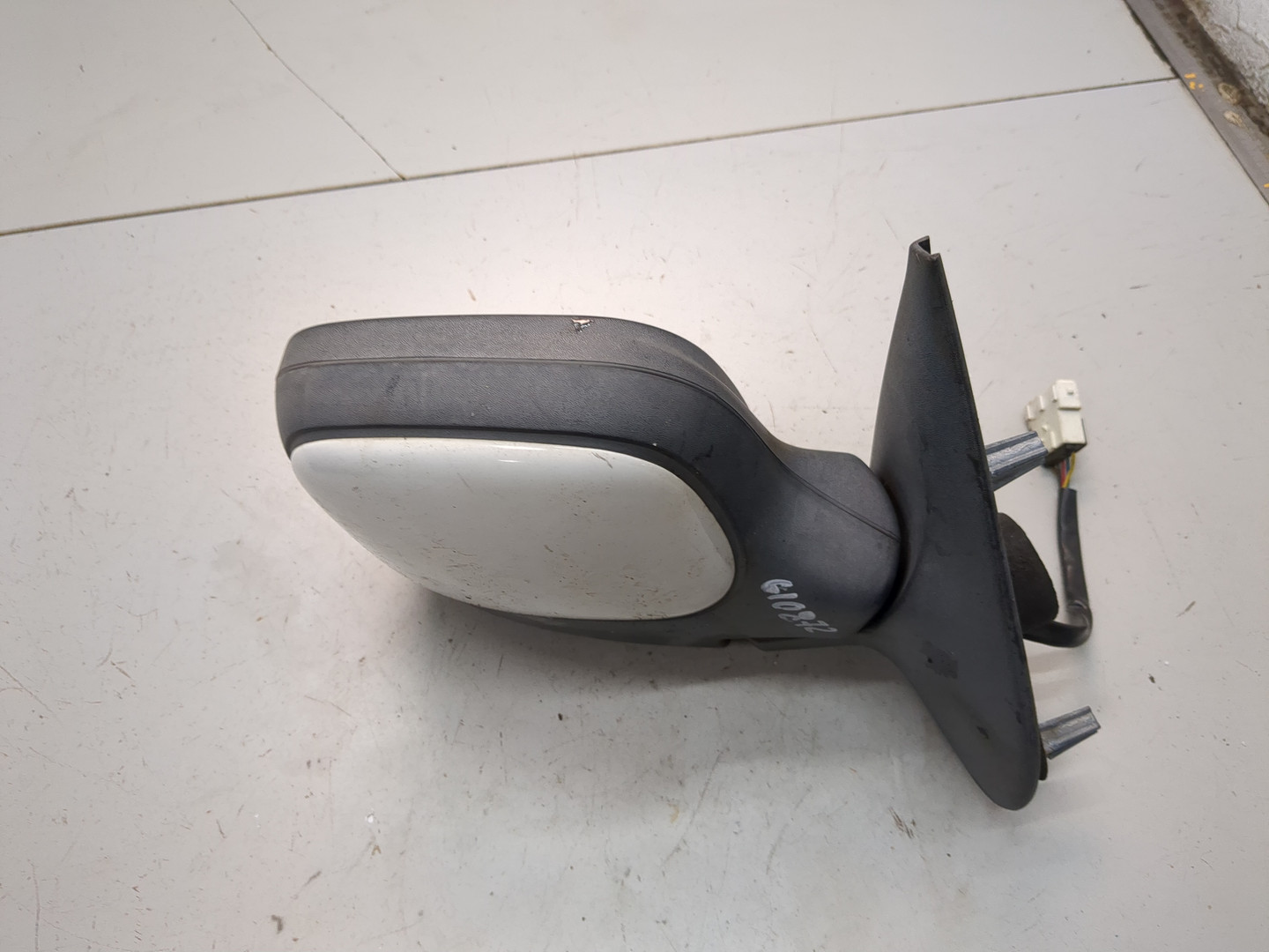 Зеркало правое электрическое