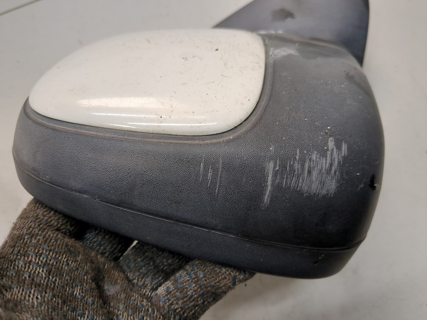 Зеркало правое электрическое