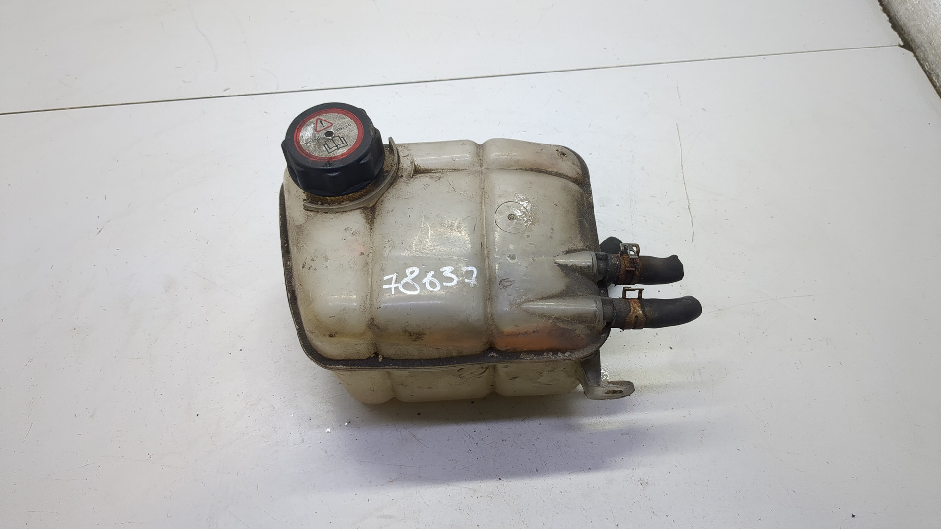 Бачок расширительный