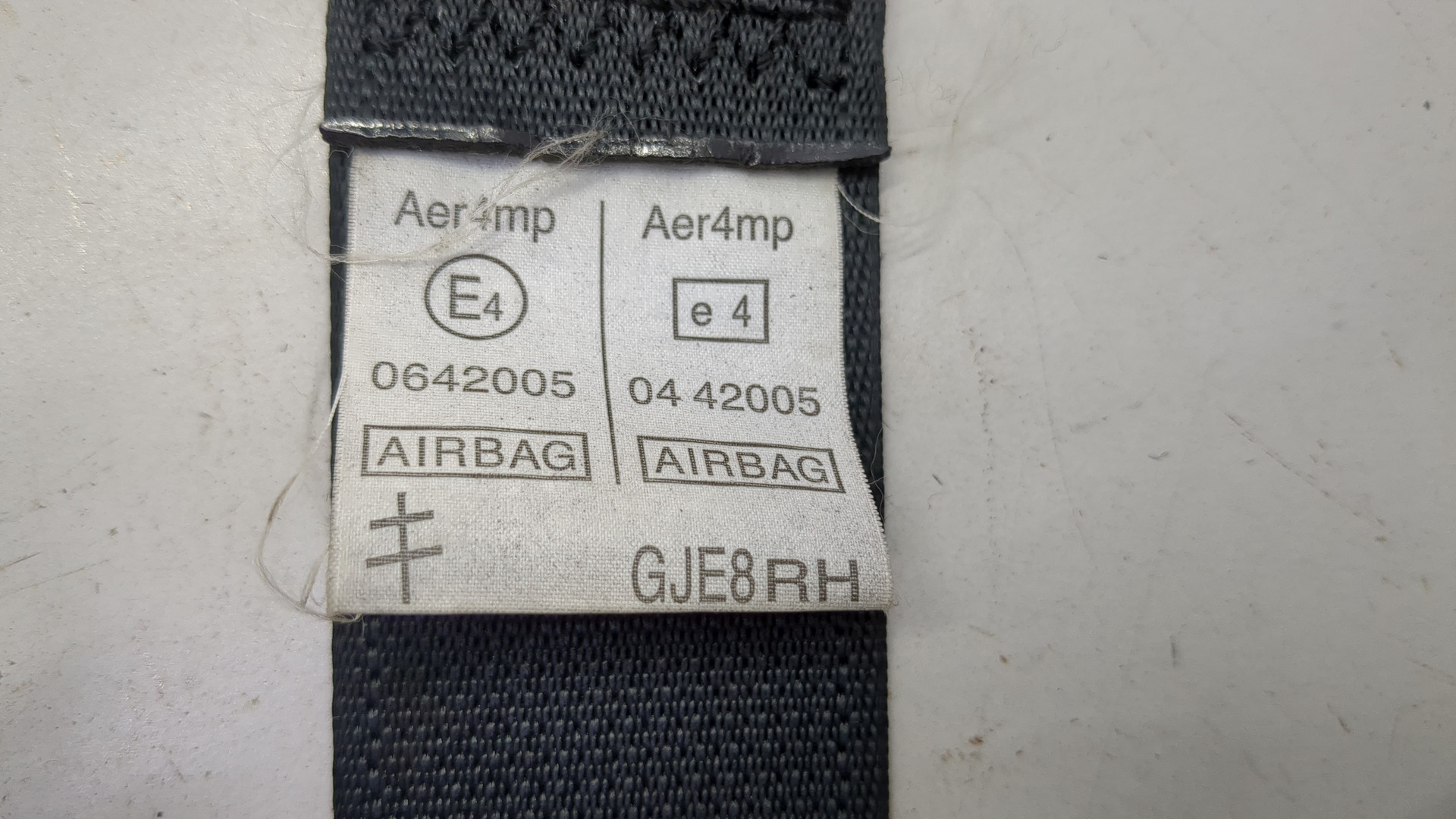 Ремень безопасности