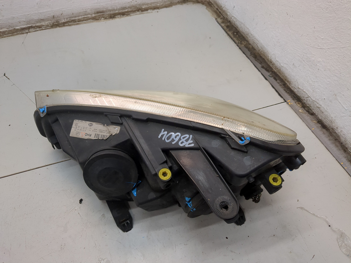 Фара правая