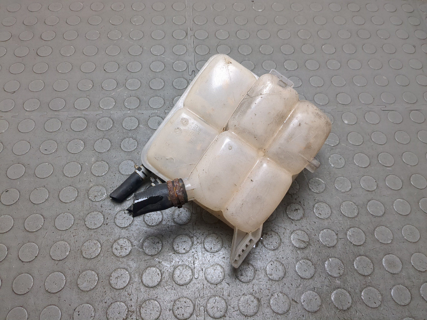 Бачок расширительный