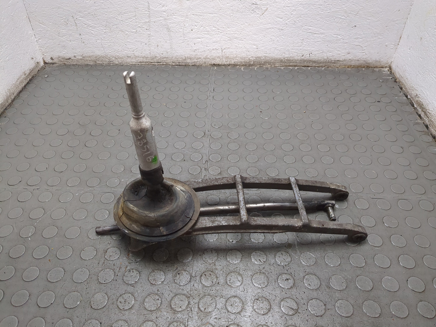 Кулиса МКПП / АКПП