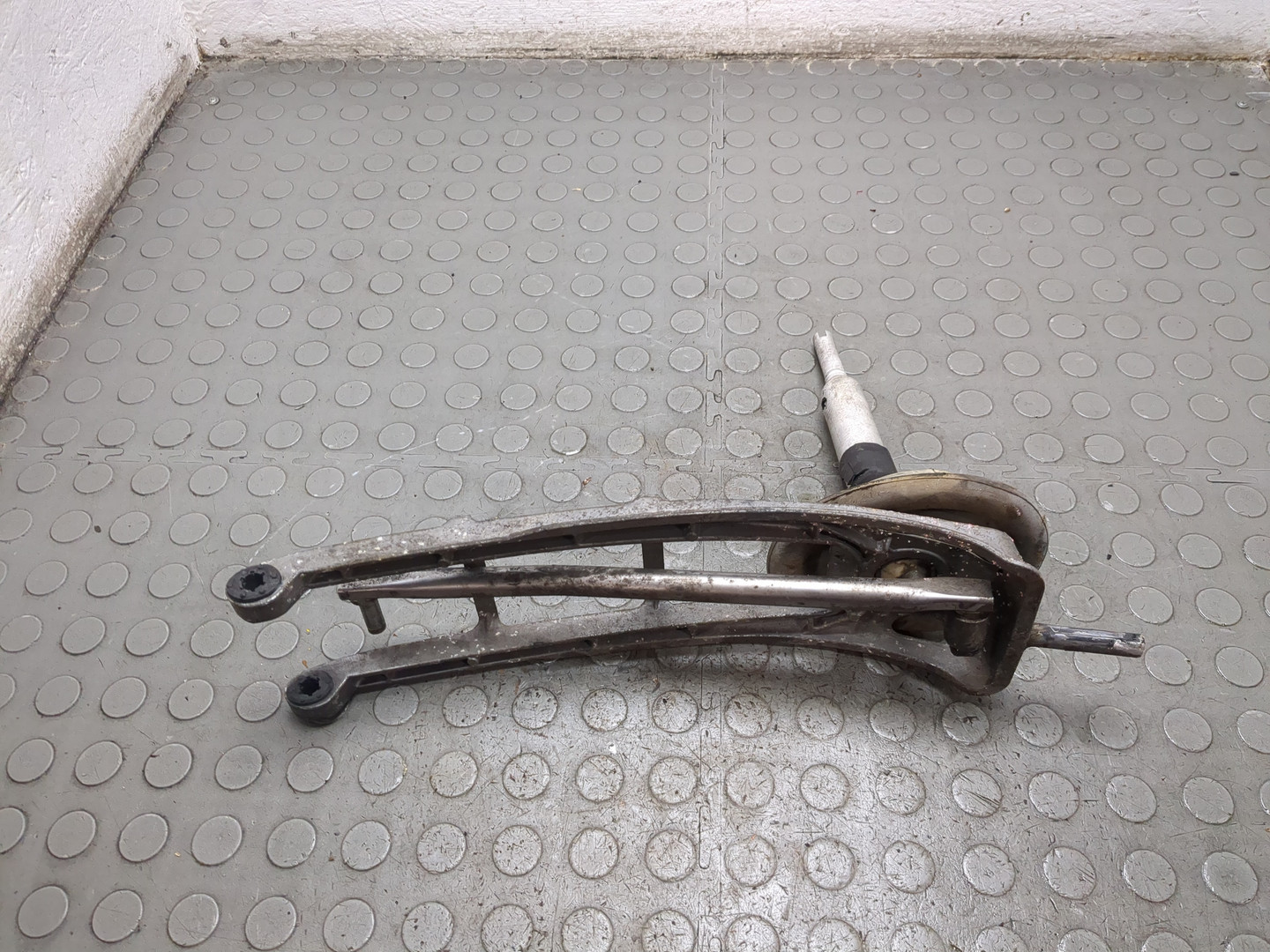 Кулиса МКПП / АКПП