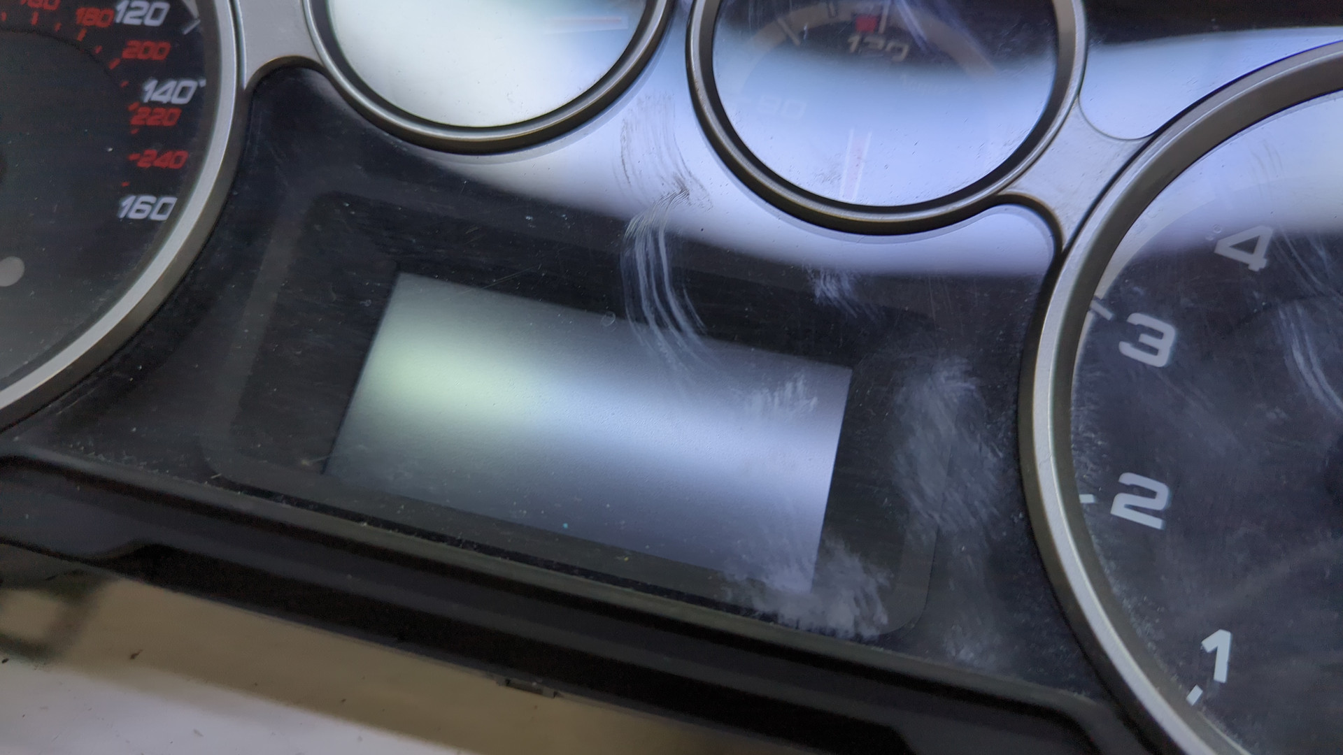 Панель приборов