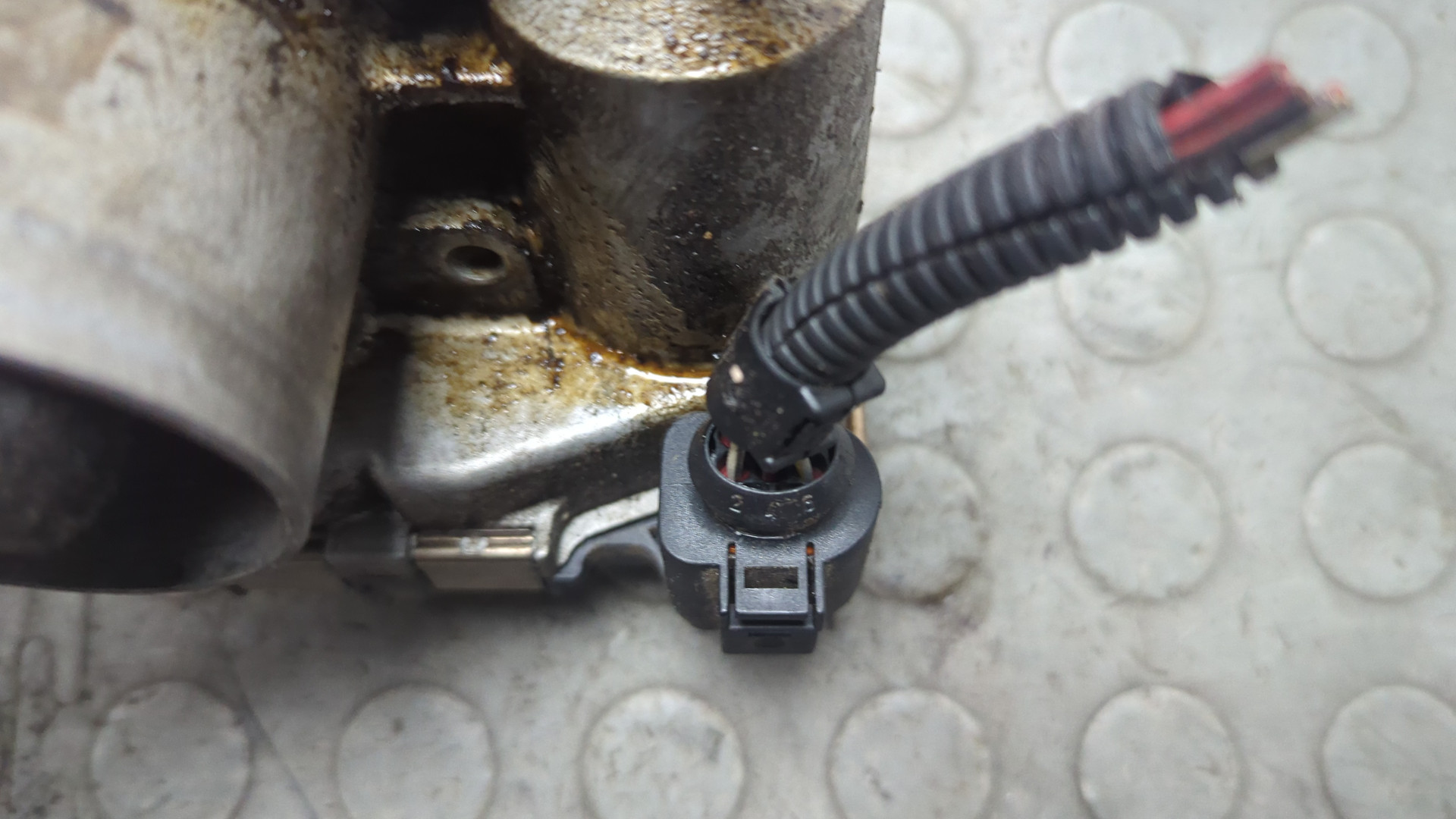 Заслонка дроссельная электрическая